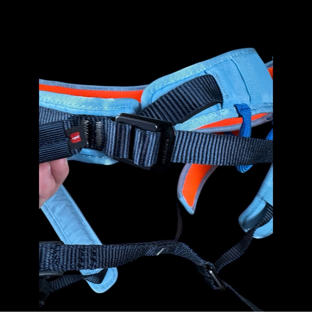 Mammut Ophir 3 Slide Climbing Harness | Sz Large | Worn Once | Belay Device incl - Picture 4 of 9